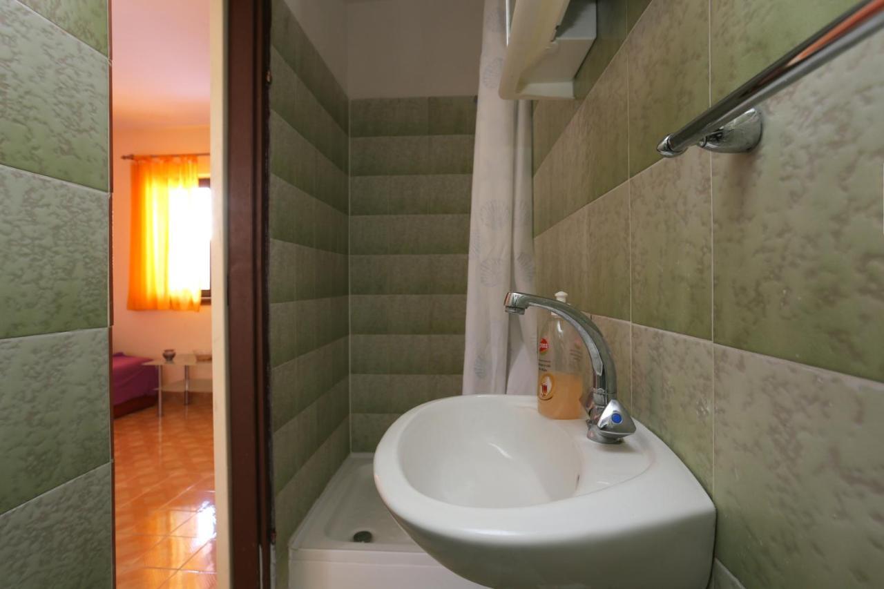 Apartments By The Sea Slatine, Ciovo - 16131 외부 사진