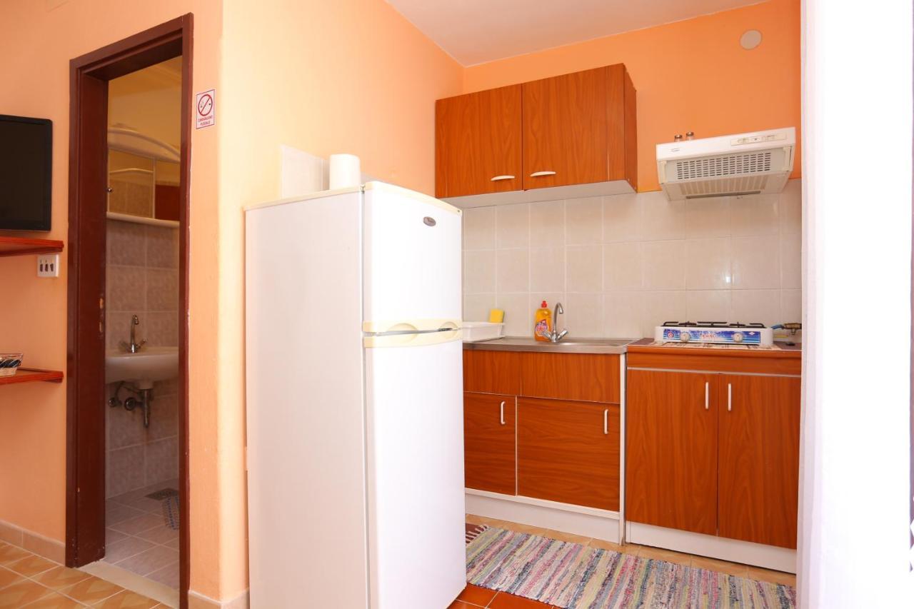 Apartments By The Sea Slatine, Ciovo - 16131 외부 사진